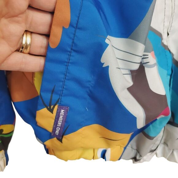 Members Only Mens size Small Looney Tune hooded Windbreaker Jacket Bugs Bunny - Picture 6 of 16
